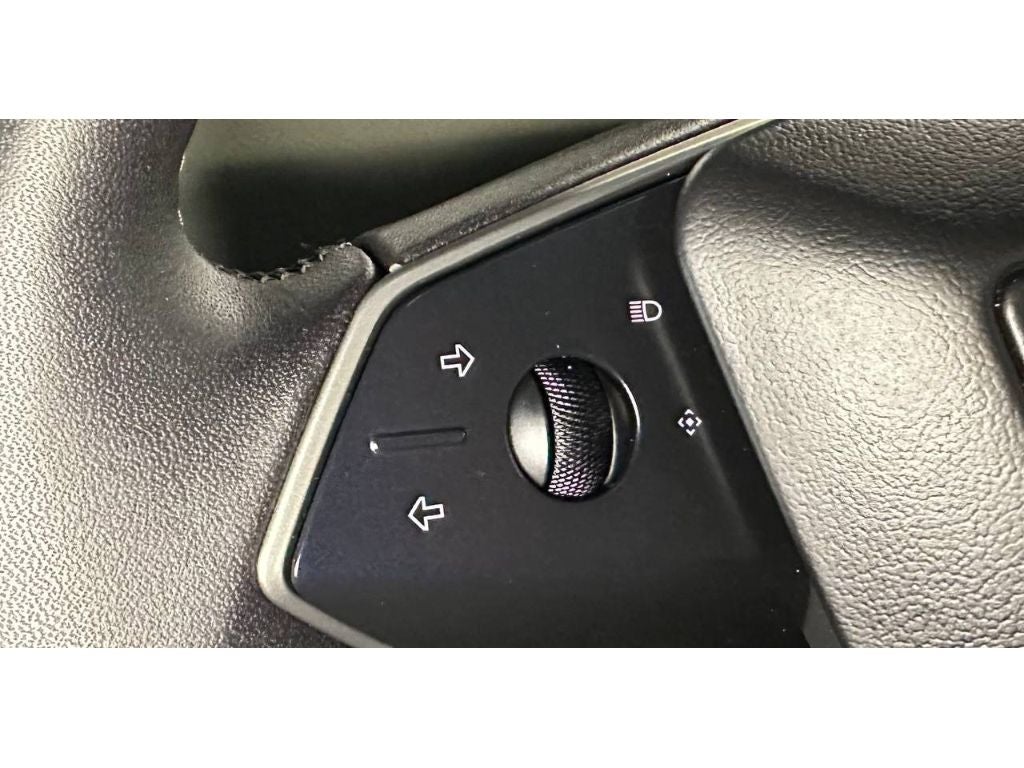 2025 Tesla Cybertruck Crew Cab Medium Bed