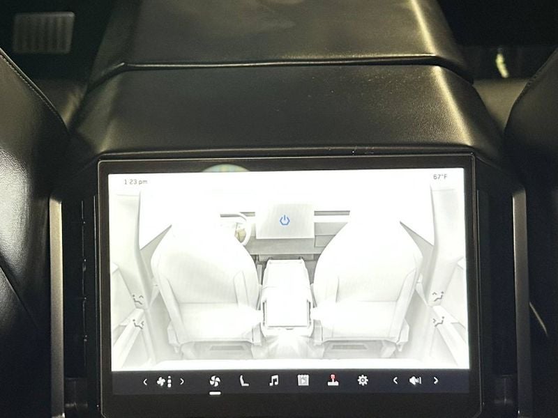 2025 Tesla Cybertruck Crew Cab Medium Bed