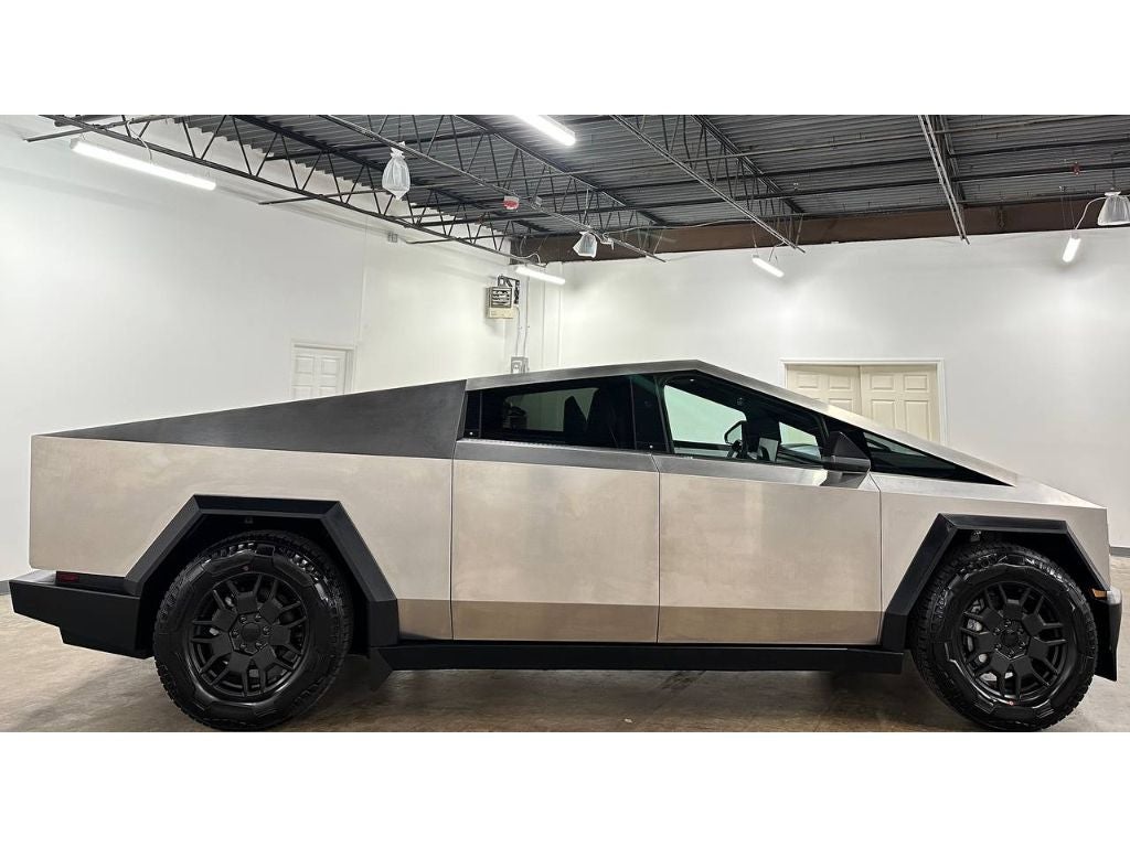 2024 Tesla Cybertruck Foundation