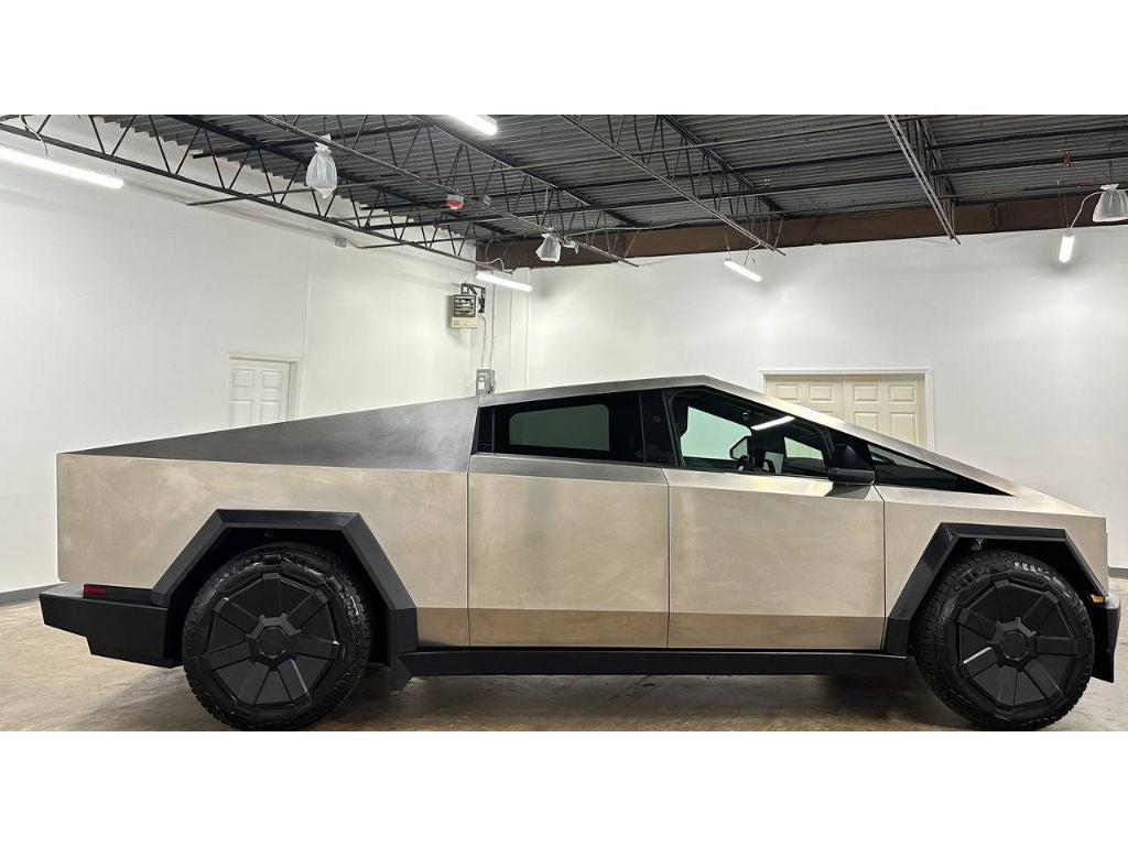 2025 Tesla Cybertruck Cyberbeast