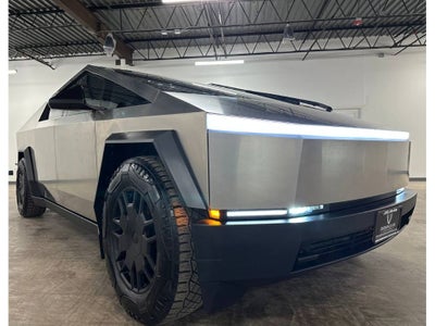 2024 Tesla Cybertruck Cyberbeast