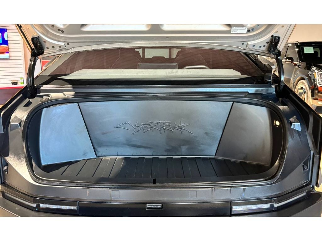 2024 Tesla Cybertruck Cyberbeast