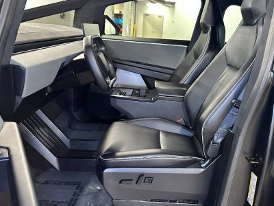 2025 Tesla Cybertruck Cyberbeast