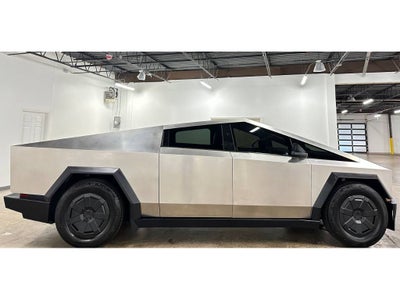 2025 Tesla Cybertruck Cyberbeast
