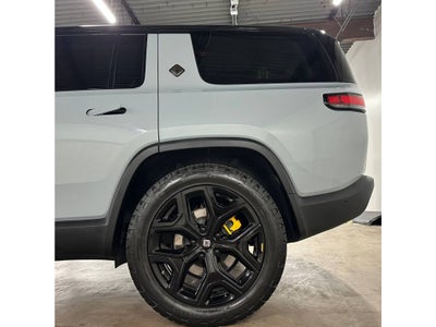 2023 Rivian R1S Adventure DUAL-Motor