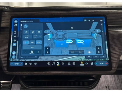 2023 Rivian R1S Adventure DUAL-Motor
