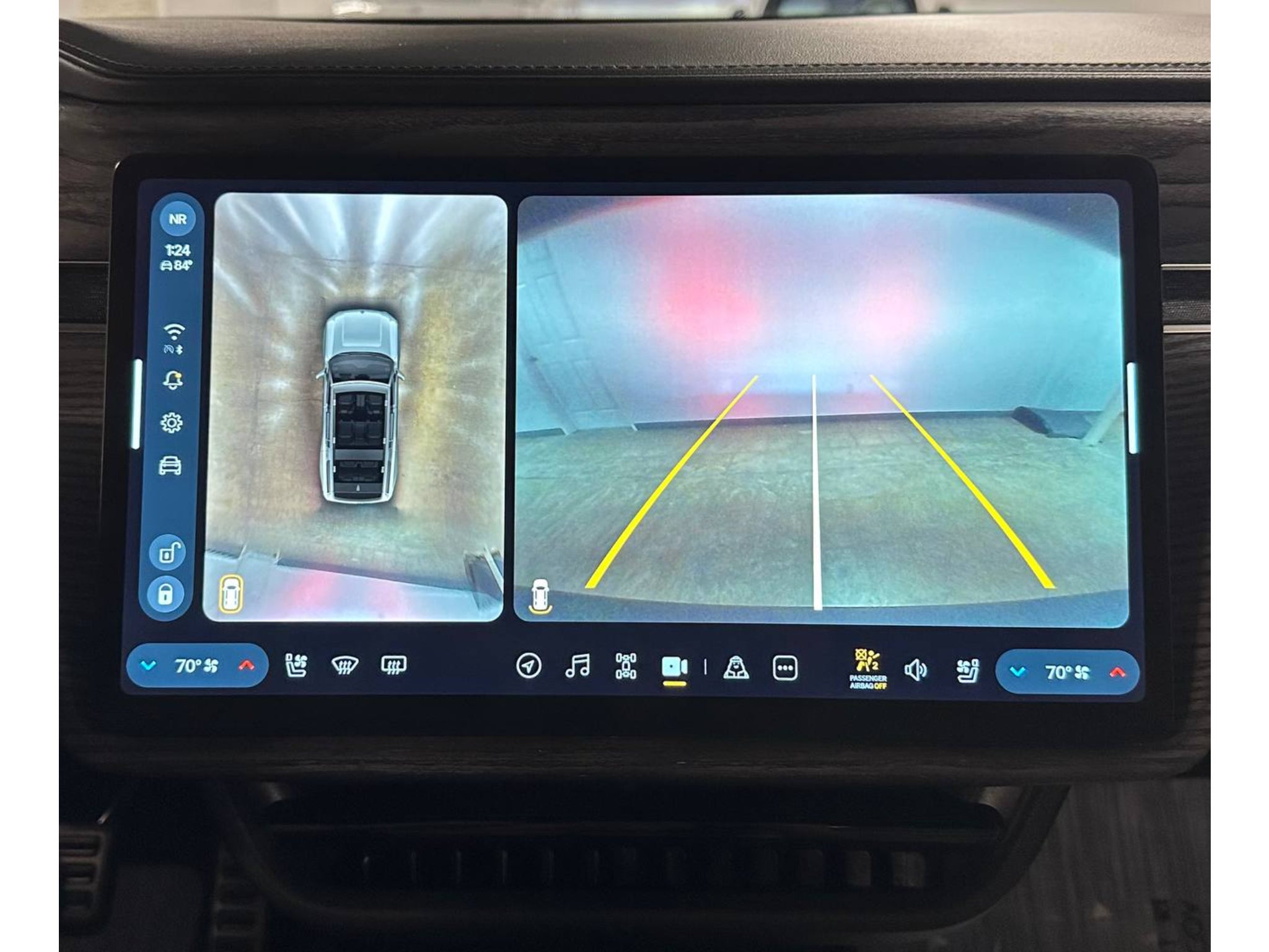 2023 Rivian R1S Adventure DUAL-Motor