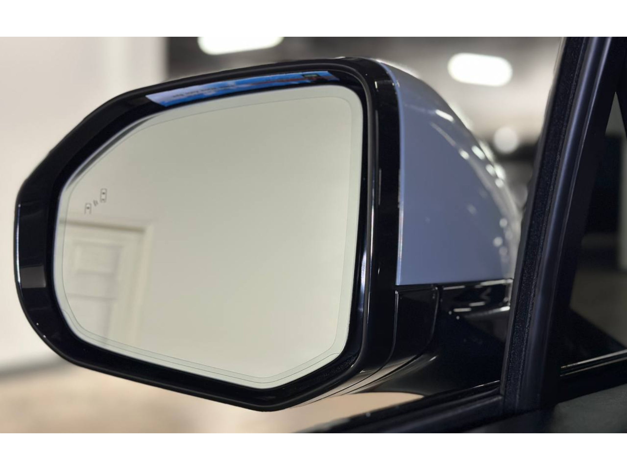 2023 Rivian R1S Adventure DUAL-Motor