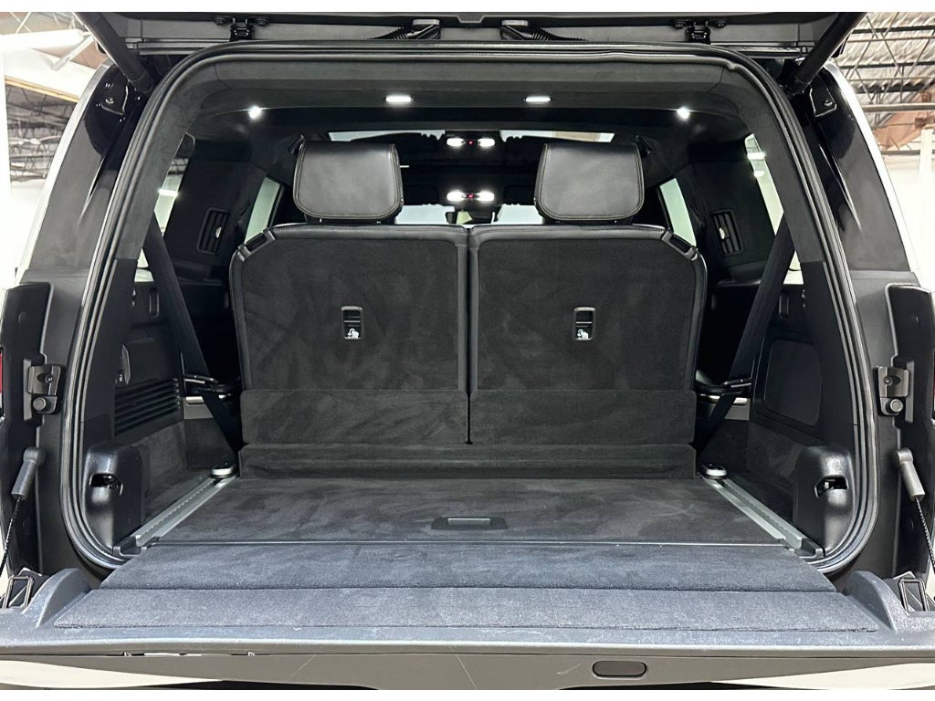 2024 Rivian R1S Adventure