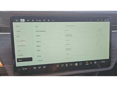 2024 Rivian R1S Adventure