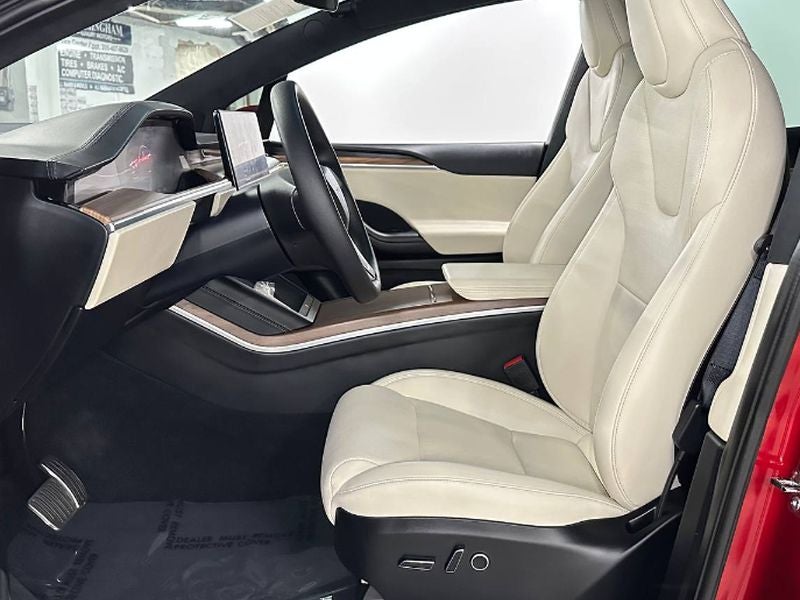 2025 Tesla Model X Base