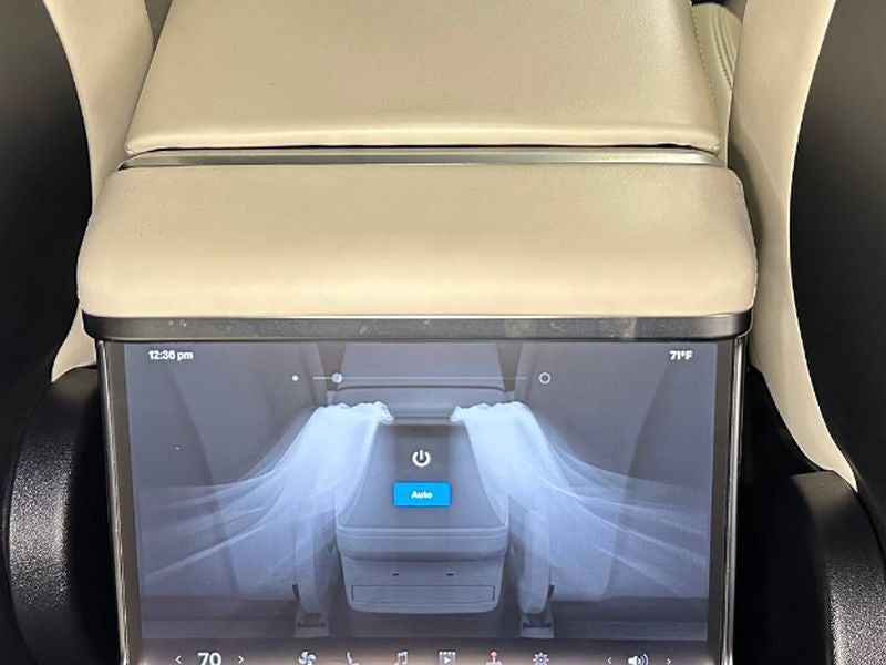 2025 Tesla Model X Base