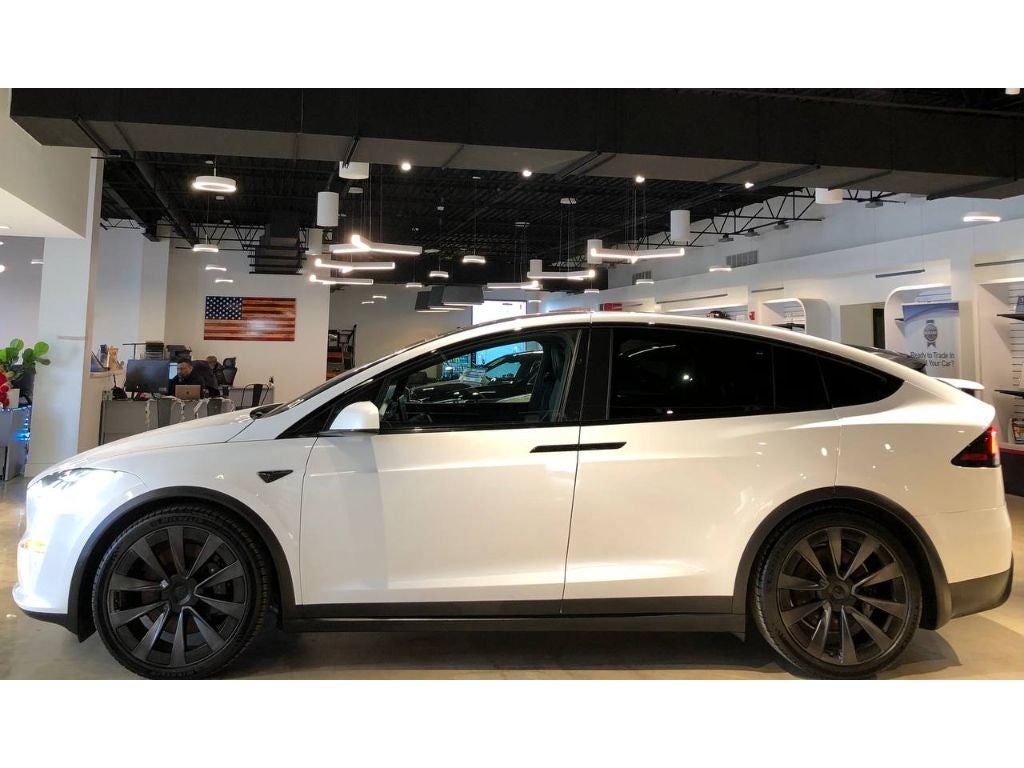 2022 Tesla Model X Long Range