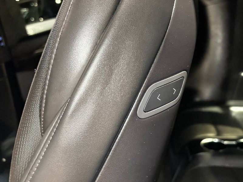 2023 Tesla Model X Base