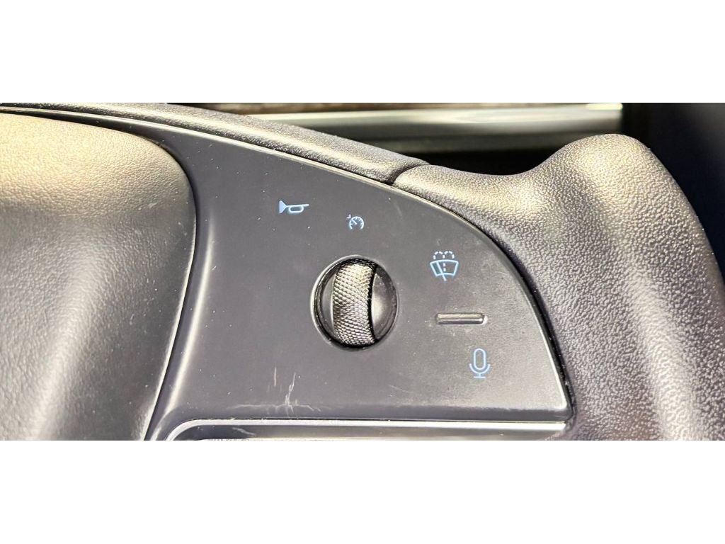 2023 Tesla Model X Base