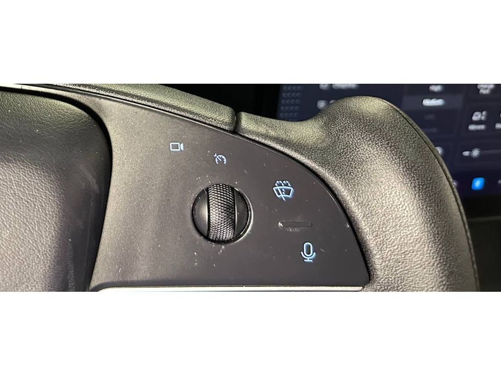 2022 Tesla Model X Base