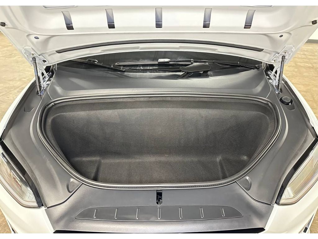 2026 Tesla Model X Plaid