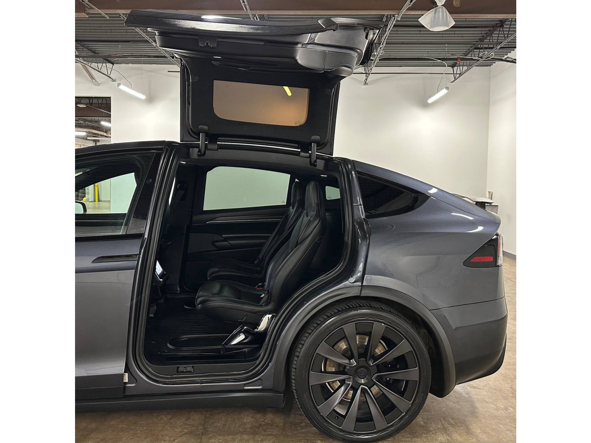 2022 Tesla Model X Plaid