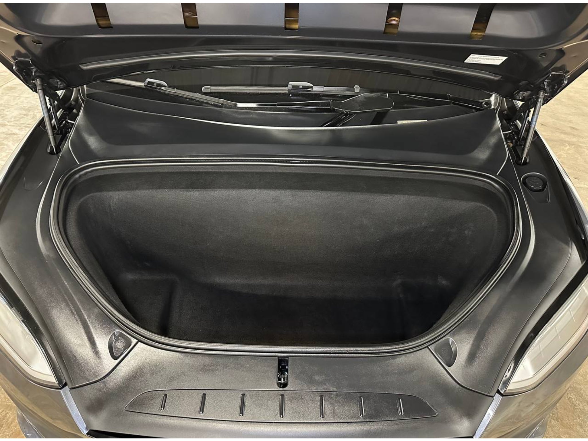 2022 Tesla Model X Plaid