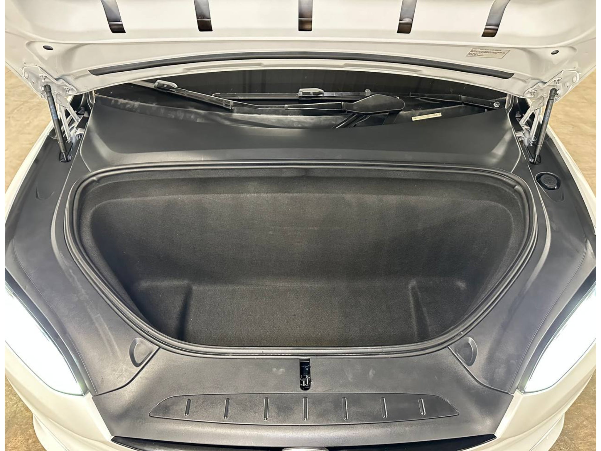 2023 Tesla Model X Plaid
