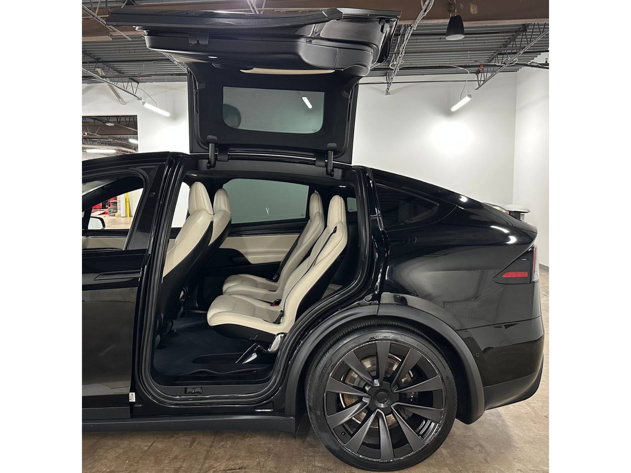 2022 Tesla Model X Plaid