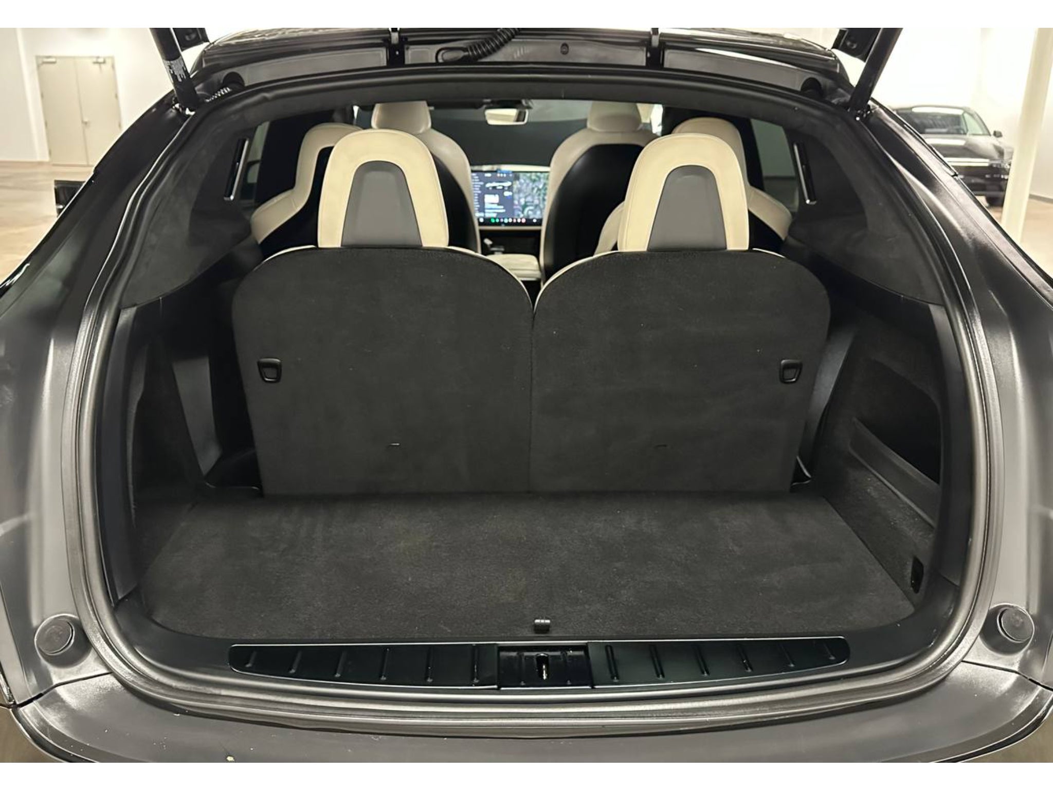 2022 Tesla Model X Plaid