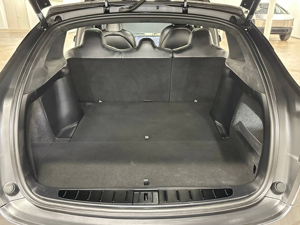 2023 Tesla Model X Base