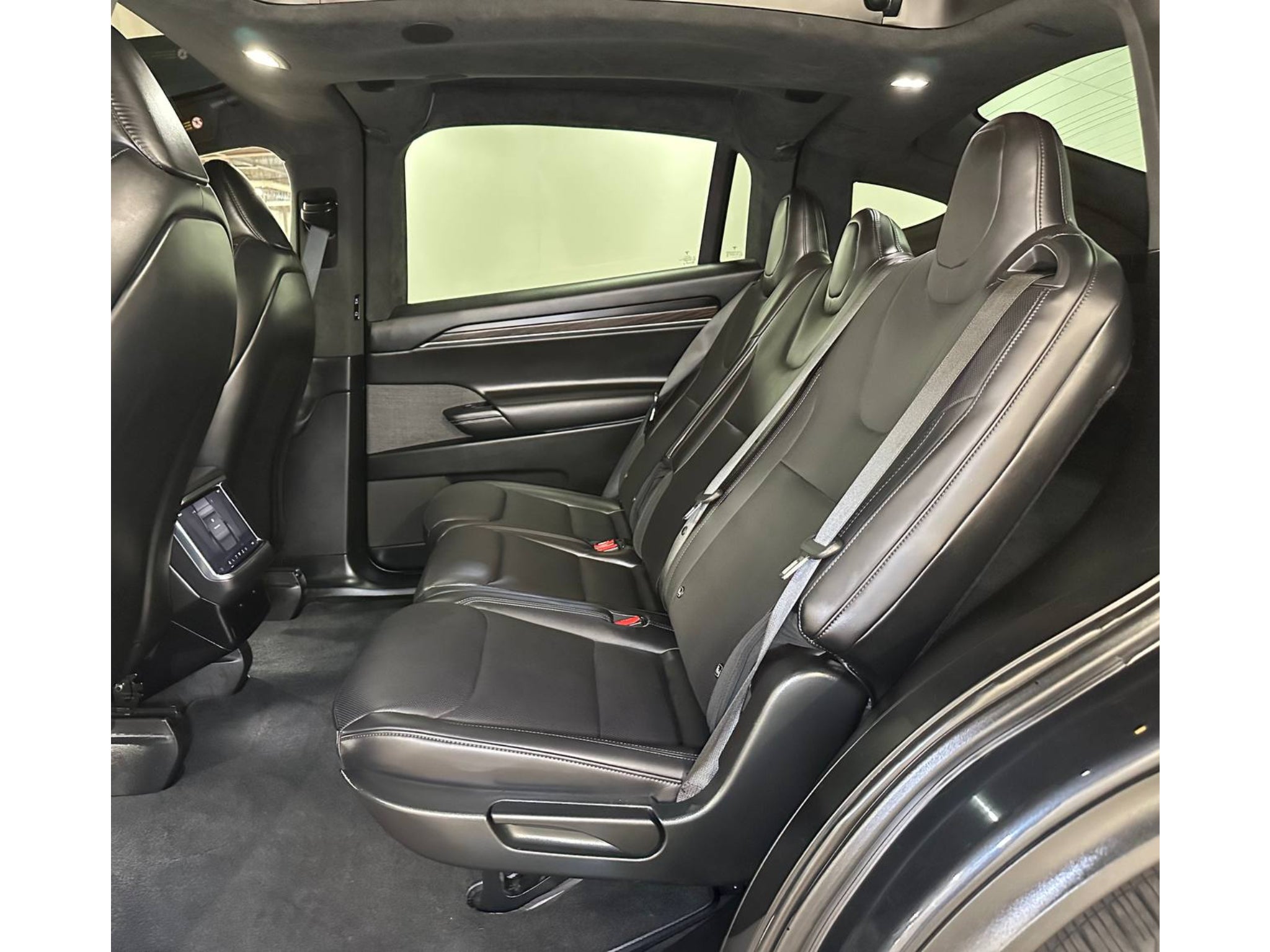 2024 Tesla Model X Base