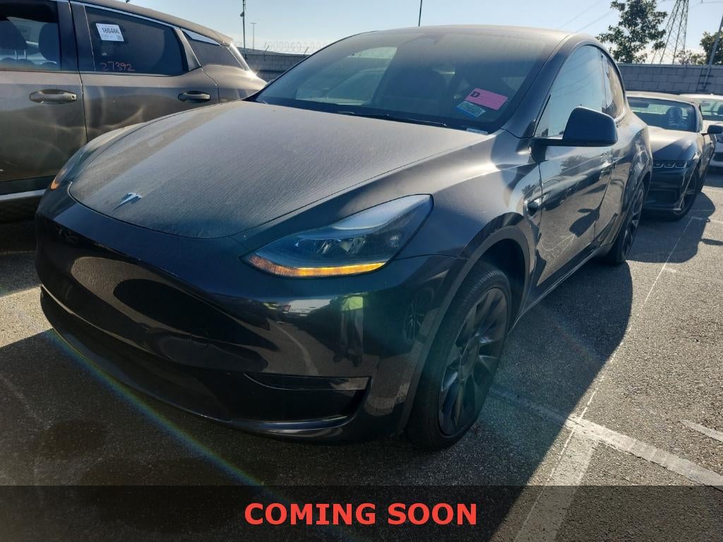 2024 Tesla Model Y Base