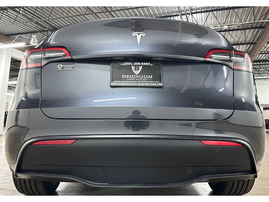 2024 Tesla Model Y Base