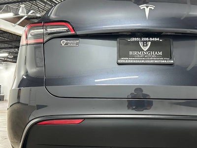 2024 Tesla Model Y Base