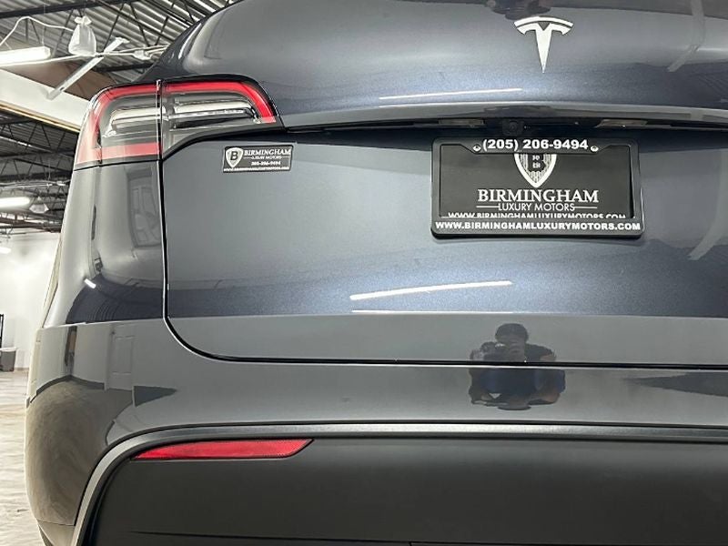 2024 Tesla Model Y Base