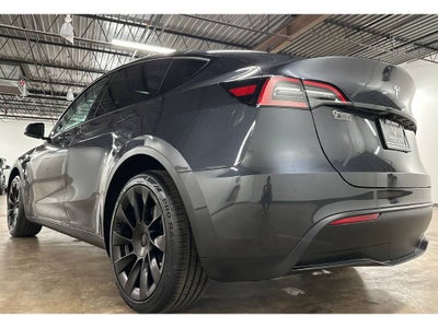 2024 Tesla Model Y Base