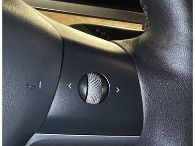 2024 Tesla Model Y Base
