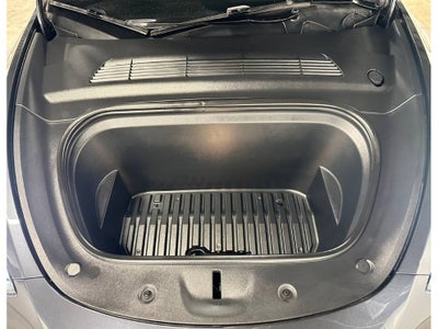 2024 Tesla Model Y Base