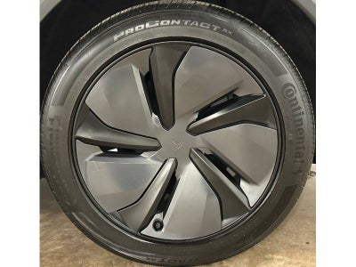 2026 Tesla Model Y Premium