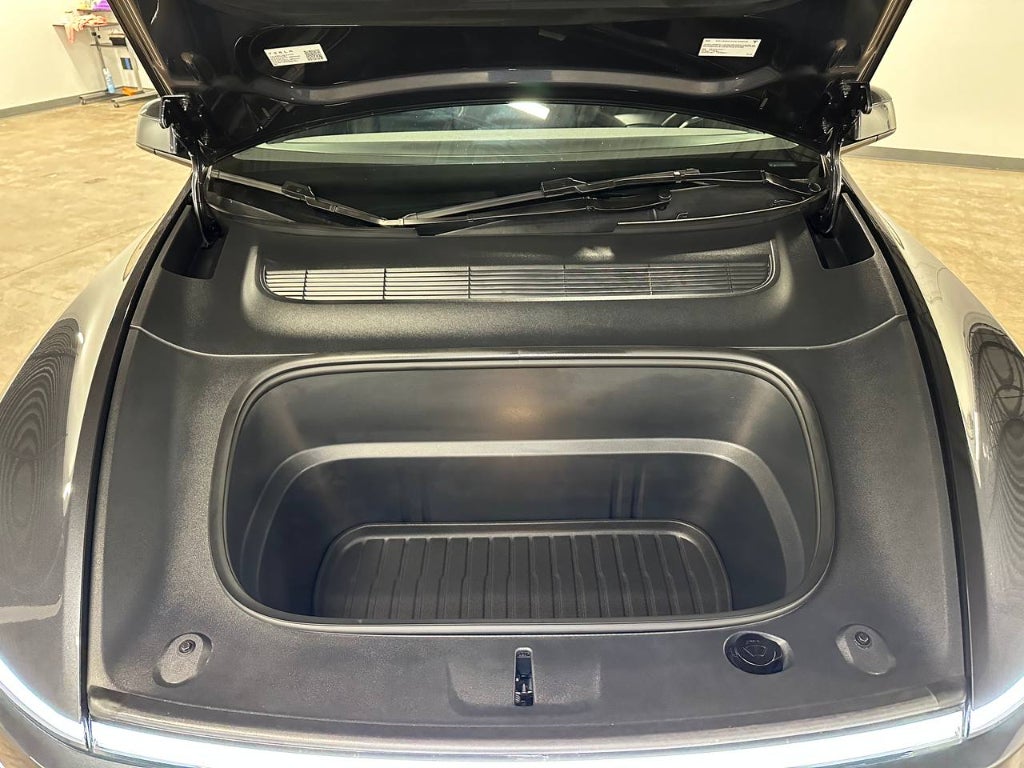 2026 Tesla Model Y Premium