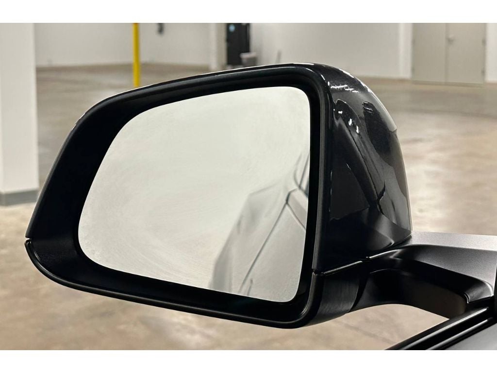 2026 Tesla Model Y Base