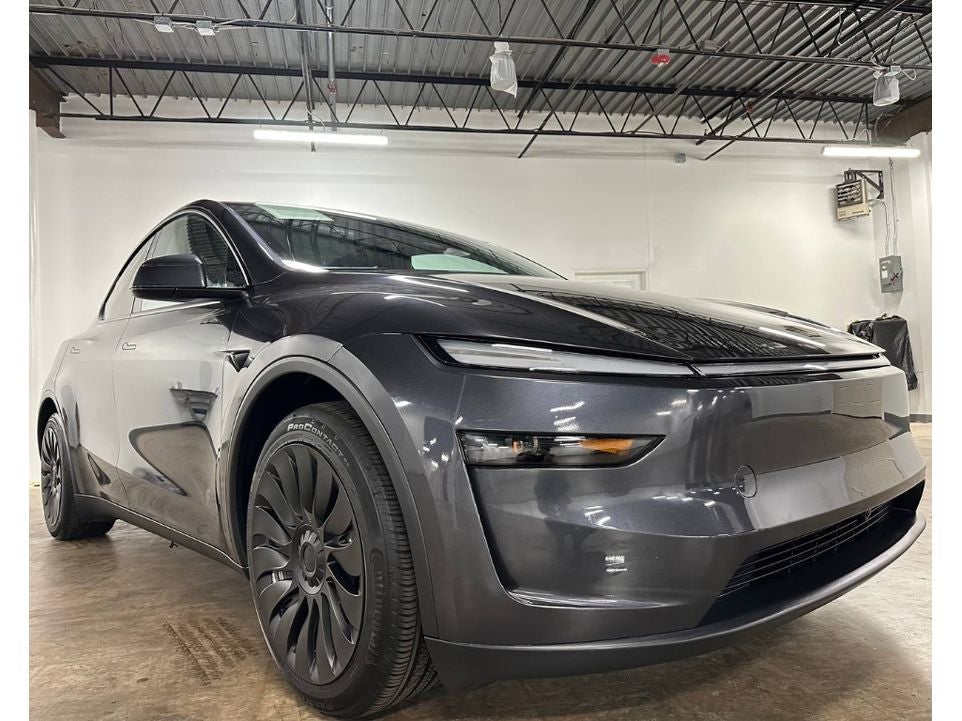 2026 Tesla Model Y Premium