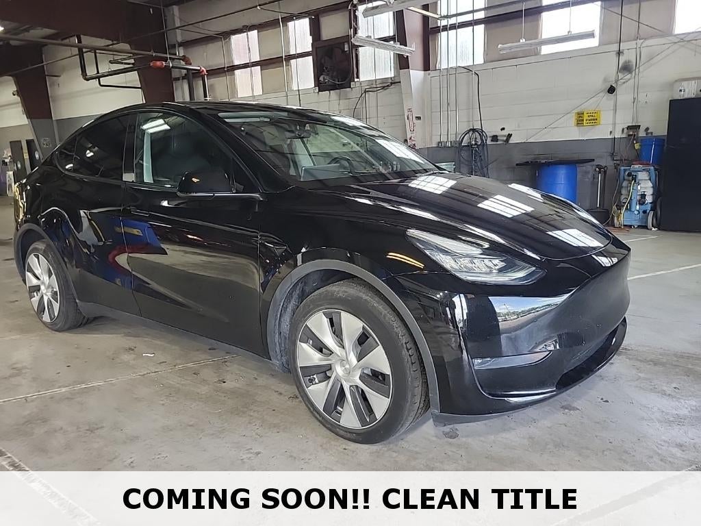 2023 Tesla Model Y's photo