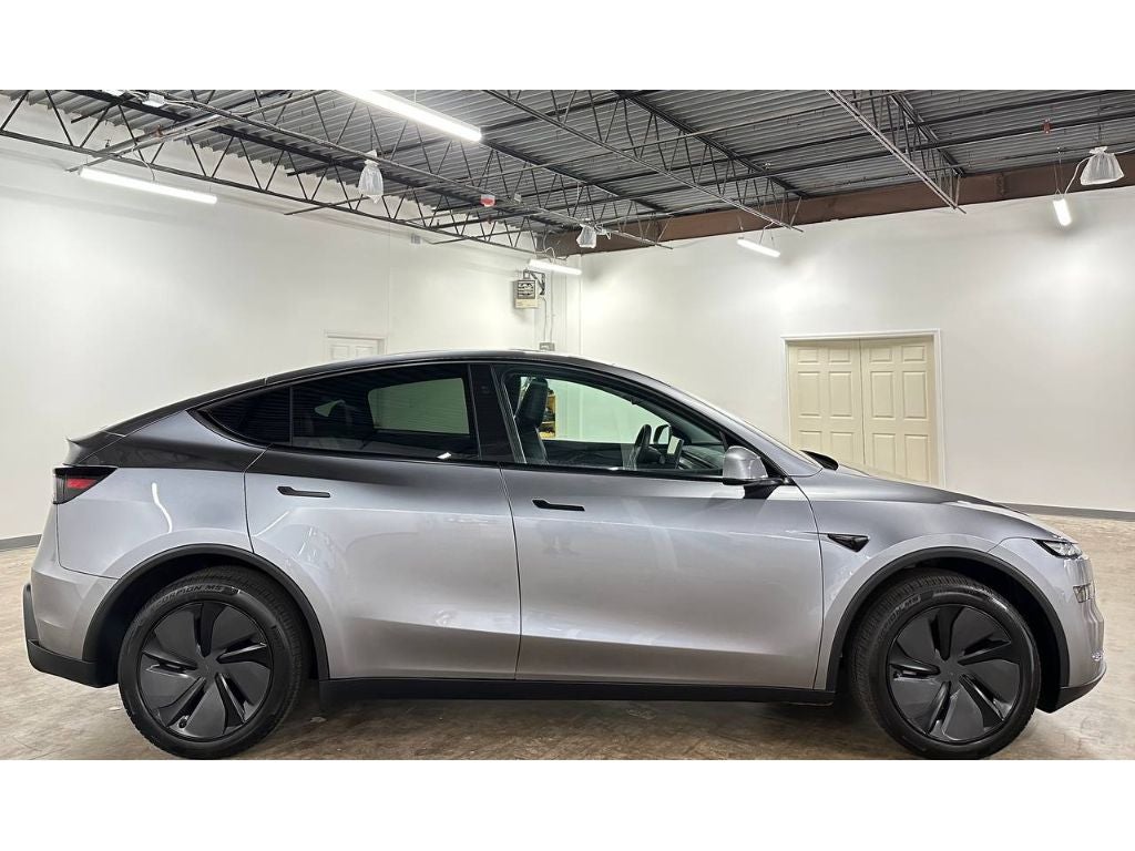 2026 Tesla Model Y Long Range