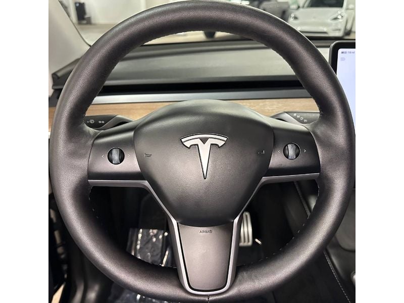 2024 Tesla Model Y Performance