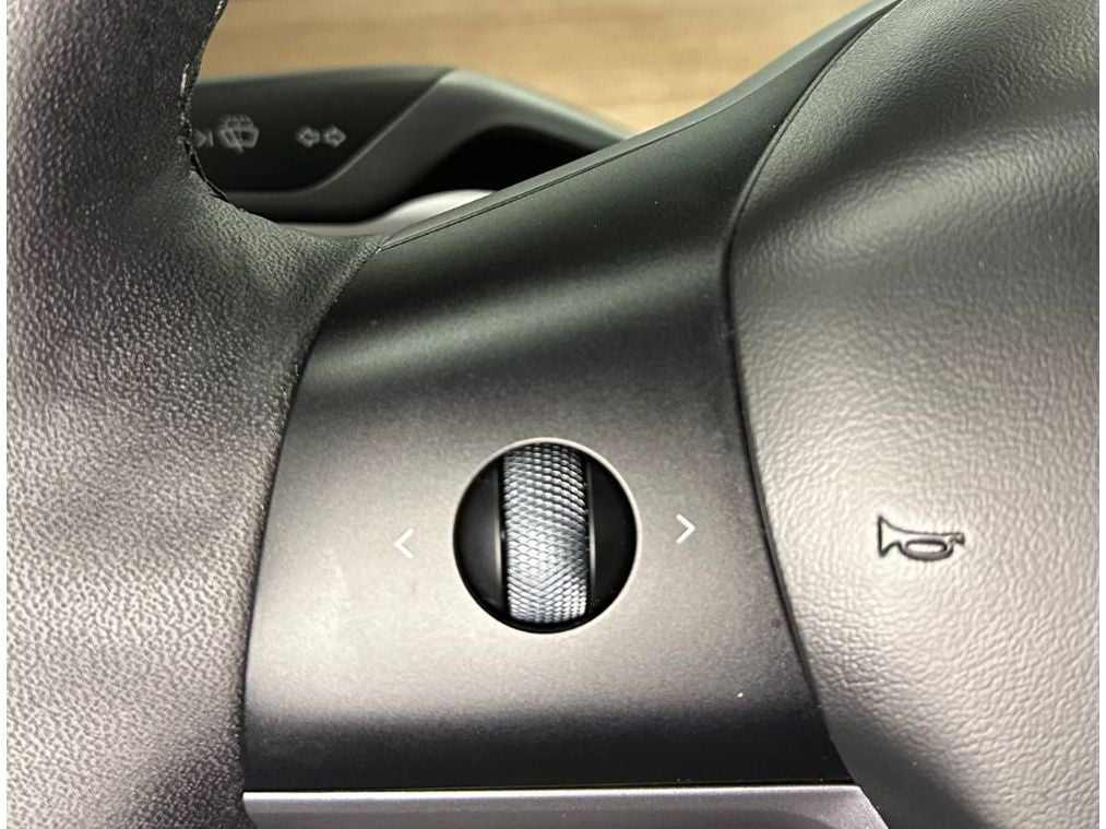 2024 Tesla Model Y Performance