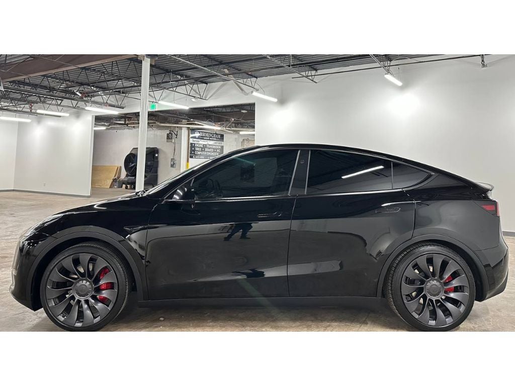2024 Tesla Model Y Performance