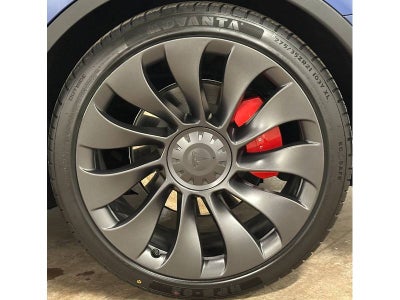 2025 Tesla Model Y Performance