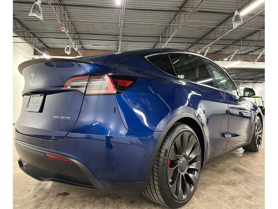 2025 Tesla Model Y Performance