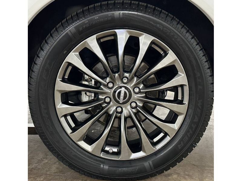 2021 Nissan Armada Platinum