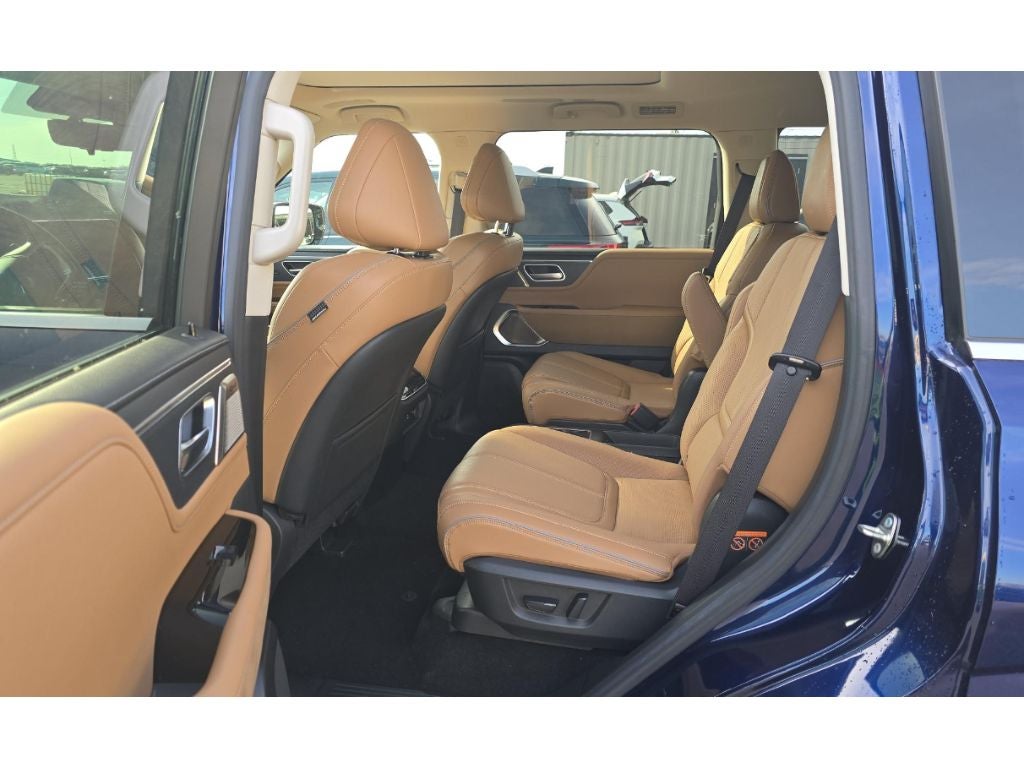 2025 INFINITI QX80 Sensory