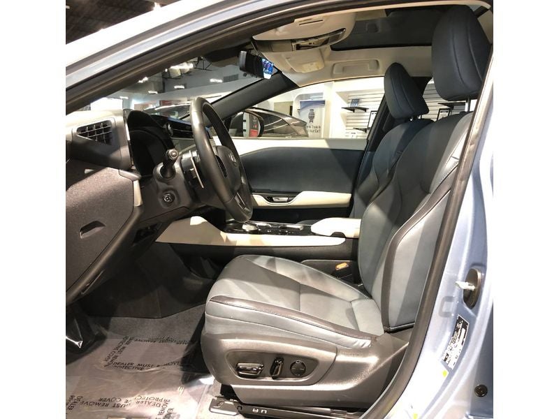 2023 Lexus RZ 450e Premium