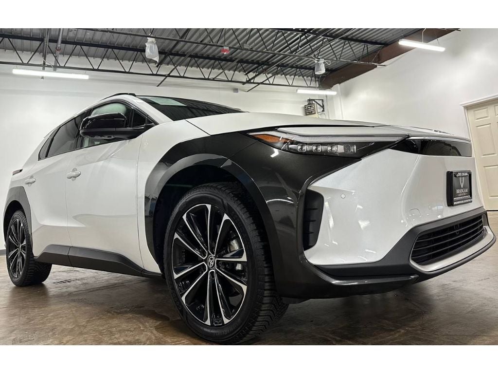2023 Toyota bZ4X Limited